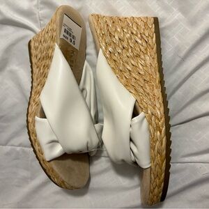 NEW Anne Klein White Knot Wedge Sandals